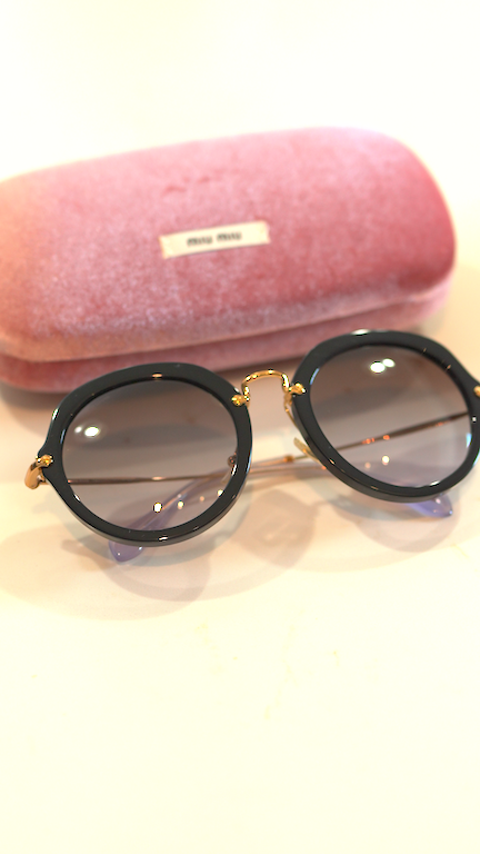 MIU MIU Sunglasses