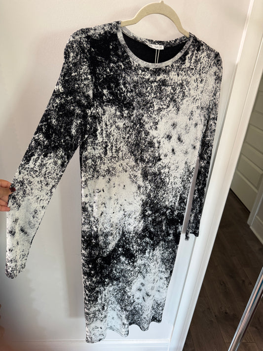 Zara Dress (size Large) Long Sleeve Version (never worn with tags)