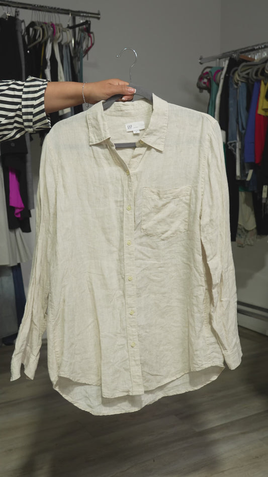 GAP Shirt