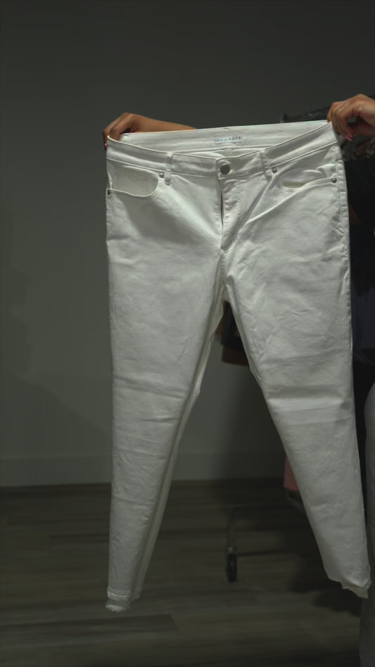 Ann Taylor LOFT white Jeans Size 31-12