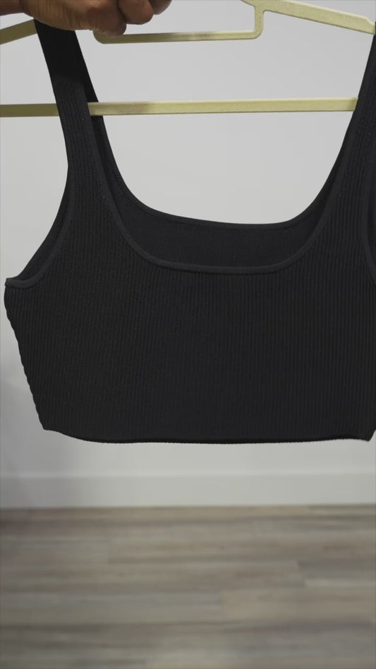 Babaton Top - Size Large